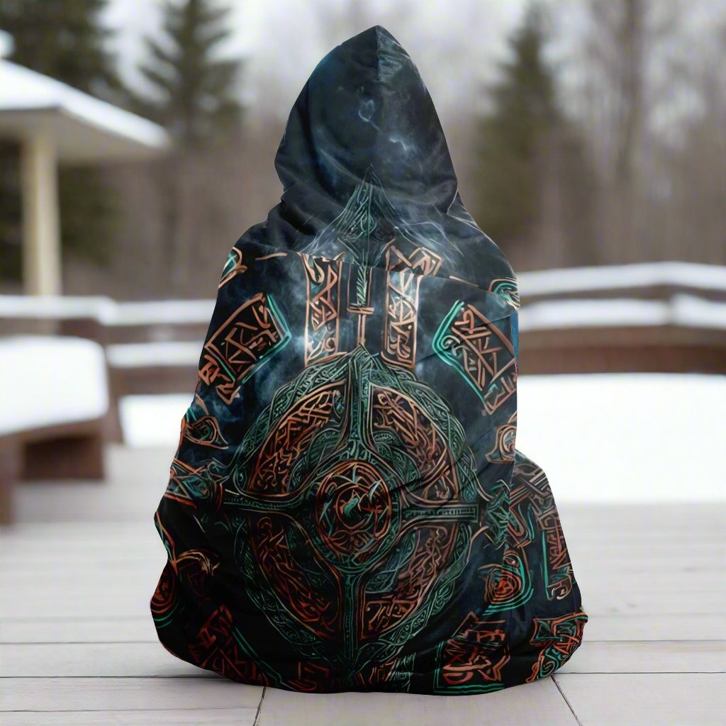 Nordrune Hooded Blanket