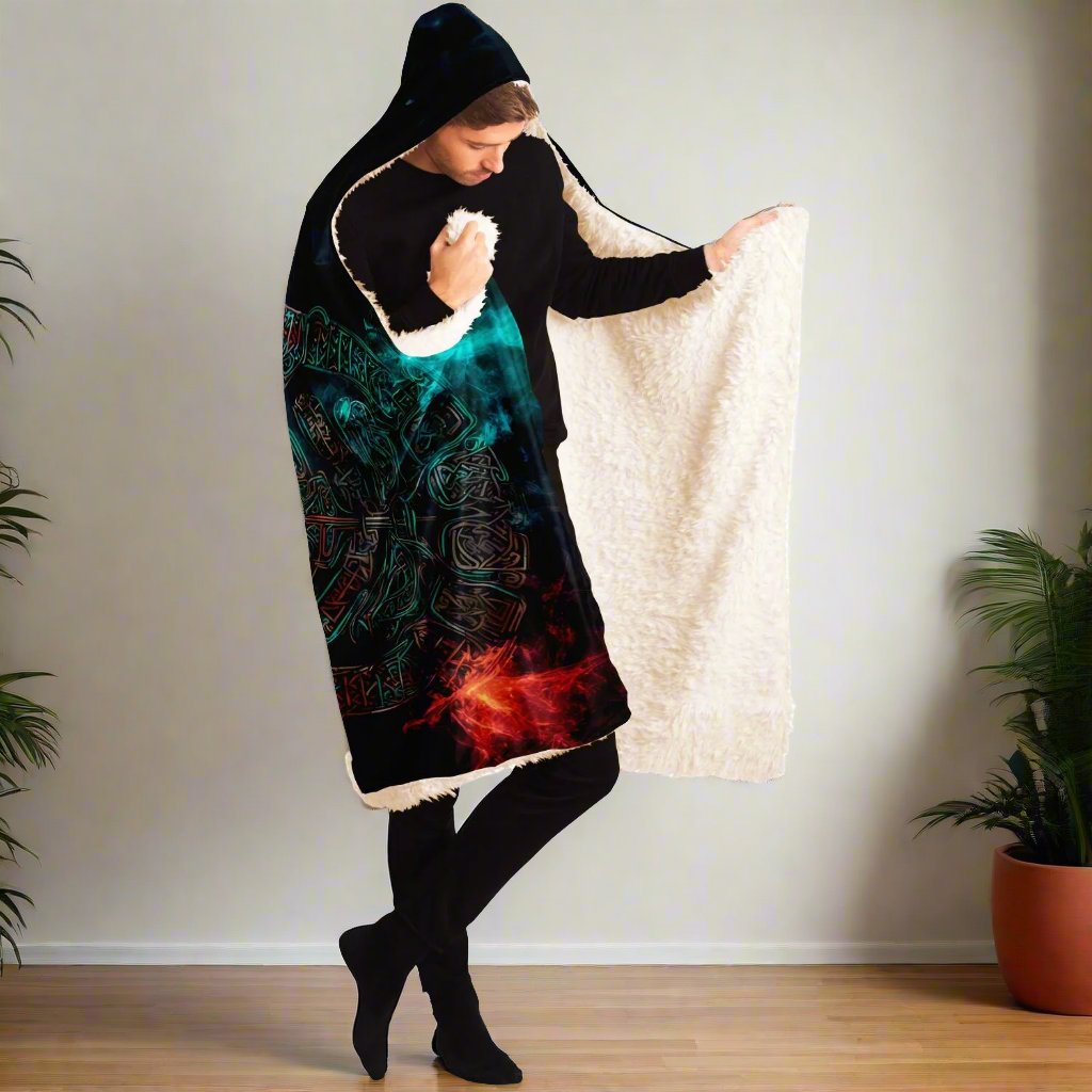 Nordrune Hooded Blanket